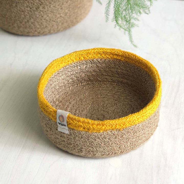 Jute Small Shallow Basket - Natural/Yellow