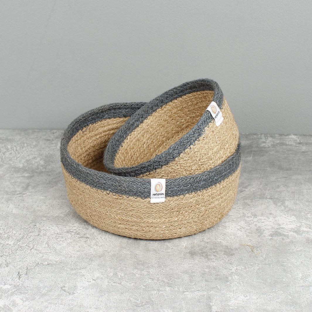 Jute Shallow Basket Set of 2 - Natural/Grey