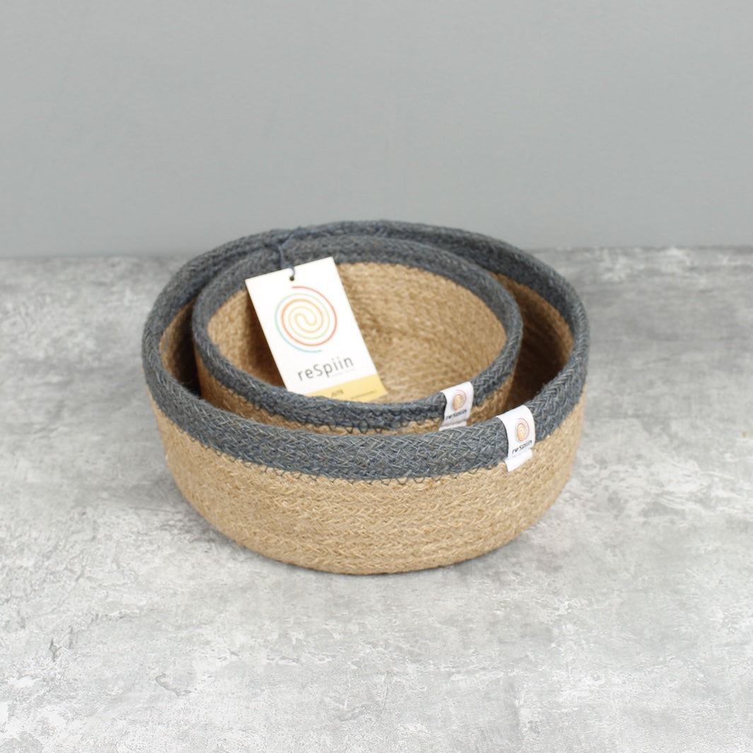 Jute Shallow Basket Set of 2 - Natural/Grey